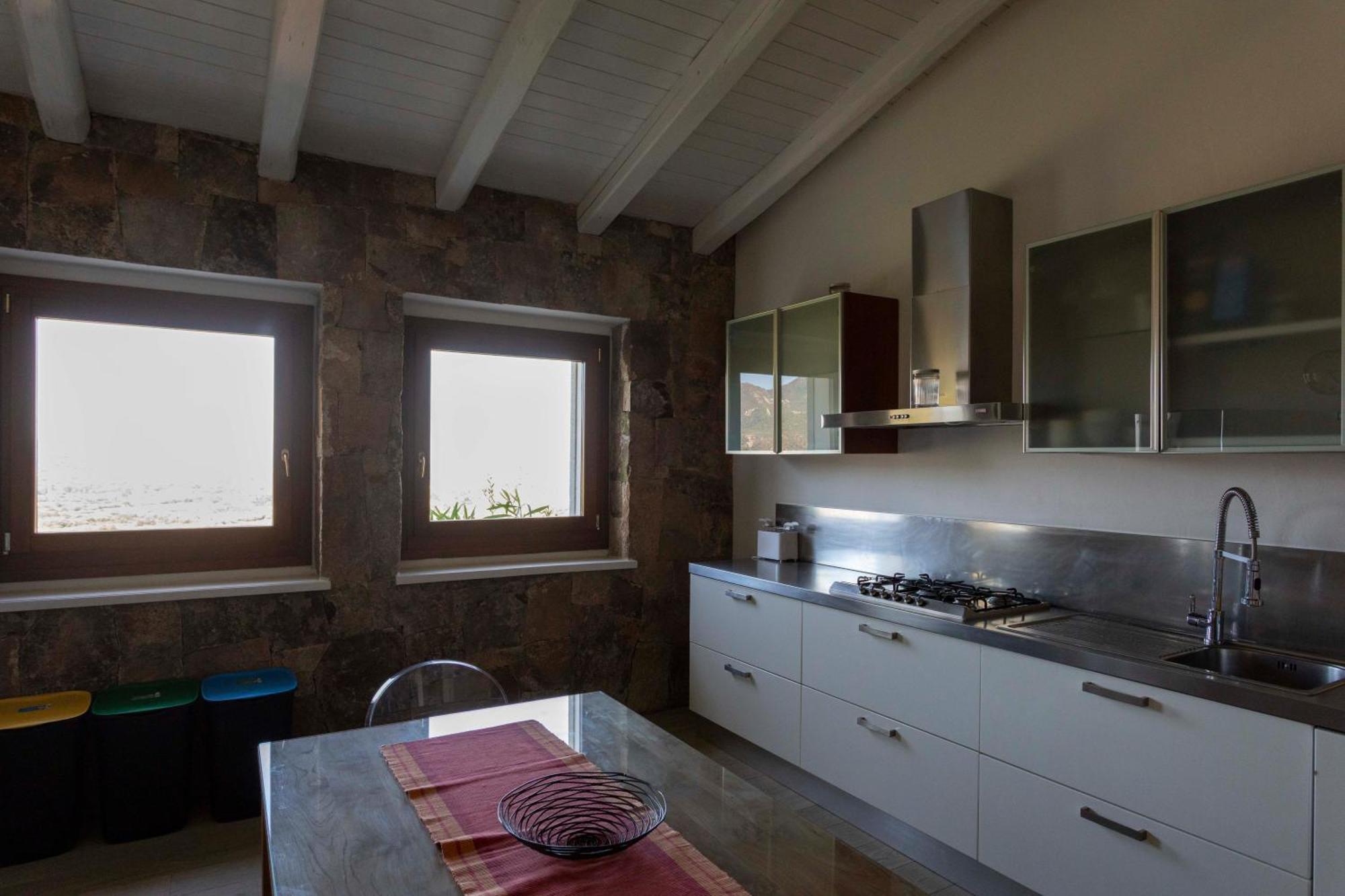 Villa Alba Esclusiva Villa Con Piscina A Sfioro E Vista Mozzafiato Sul Mare Куняна Екстериор снимка