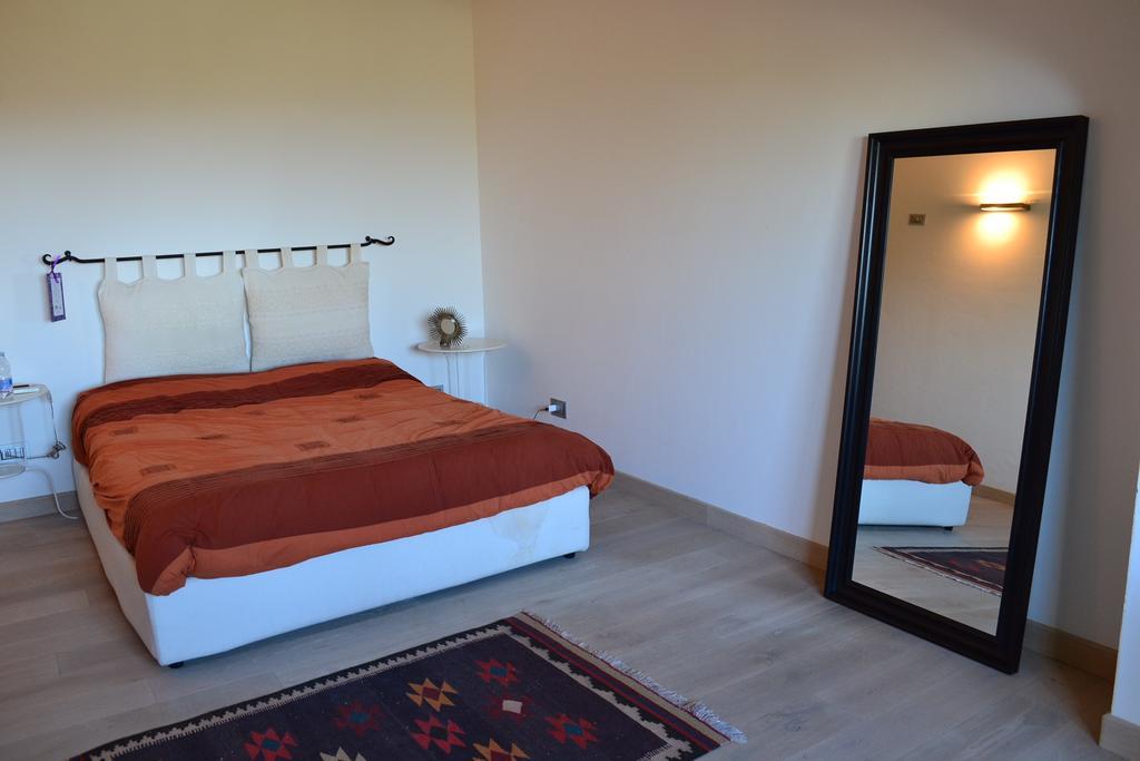 Villa Alba Esclusiva Villa Con Piscina A Sfioro E Vista Mozzafiato Sul Mare Куняна Екстериор снимка